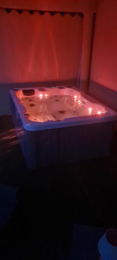 Appartement Agreable Rez De Jardin Avec Piscine Et Jacuzzi à Cervione Extérieur photo