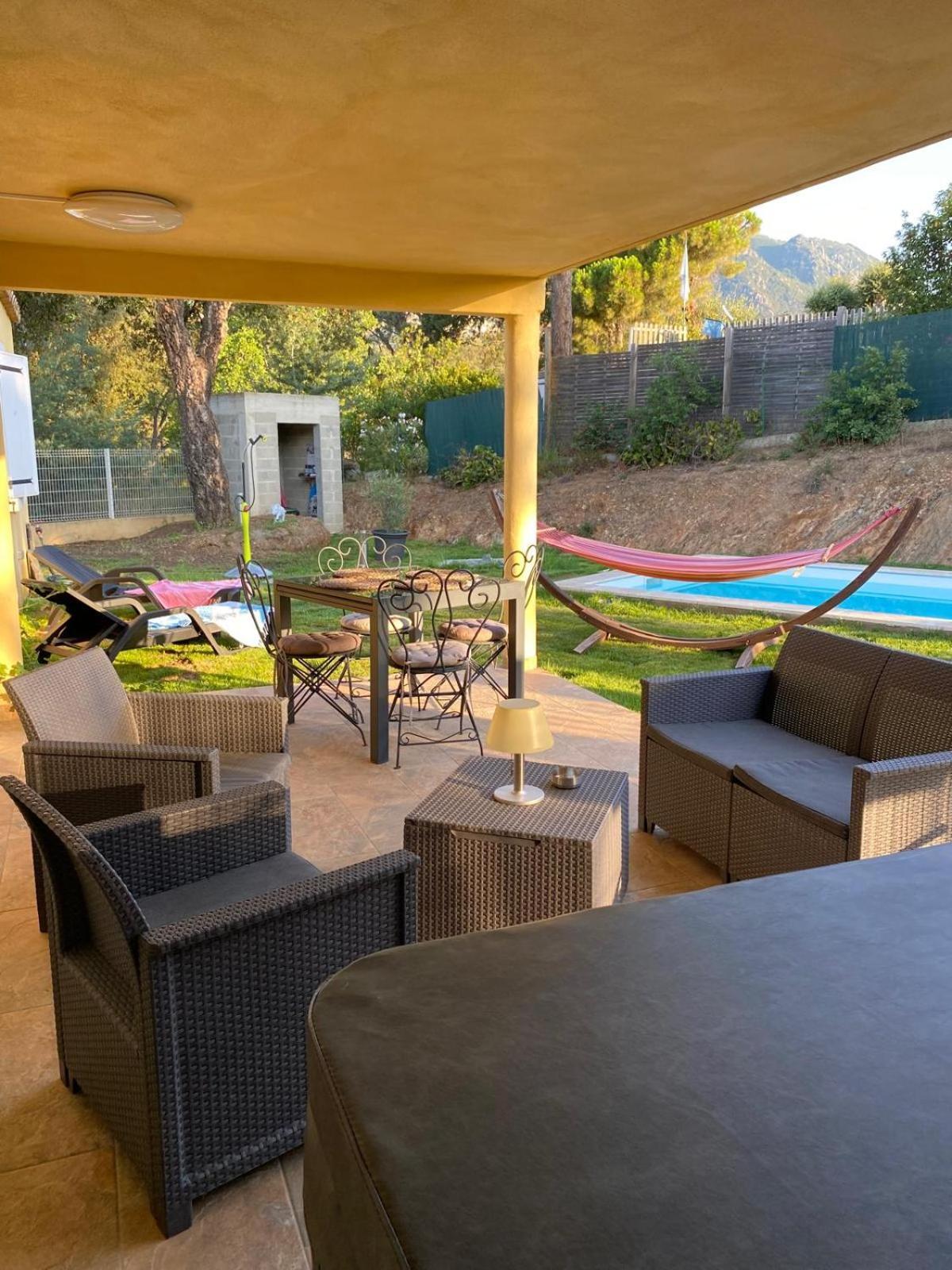 Appartement Agreable Rez De Jardin Avec Piscine Et Jacuzzi à Cervione Extérieur photo